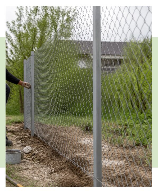 Забор из рабицы 1,8 метра с установкой под ключ в Большой Камне